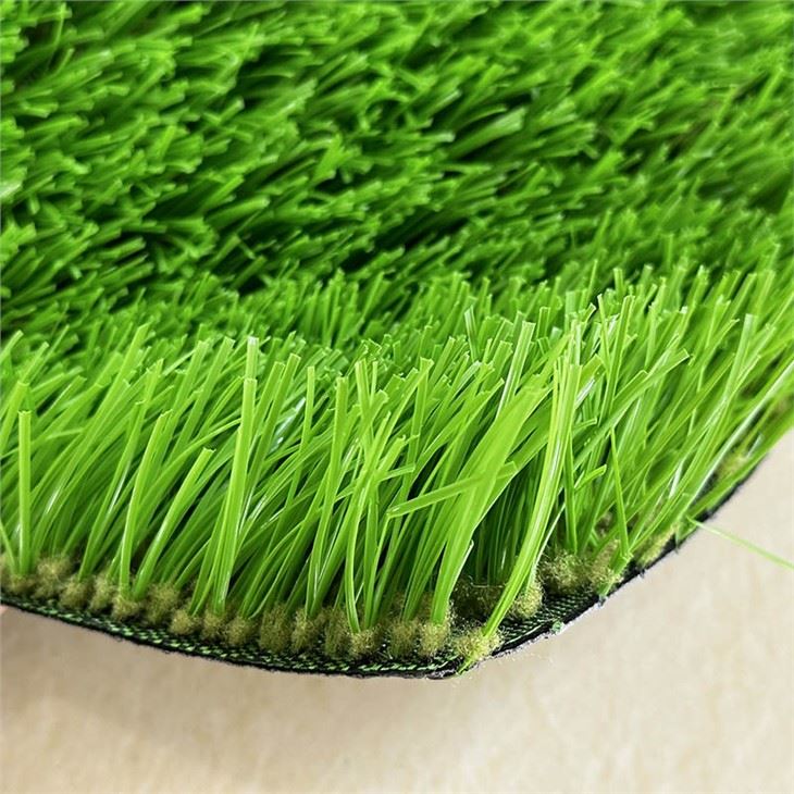 Dirbtinė futbolo žolė
